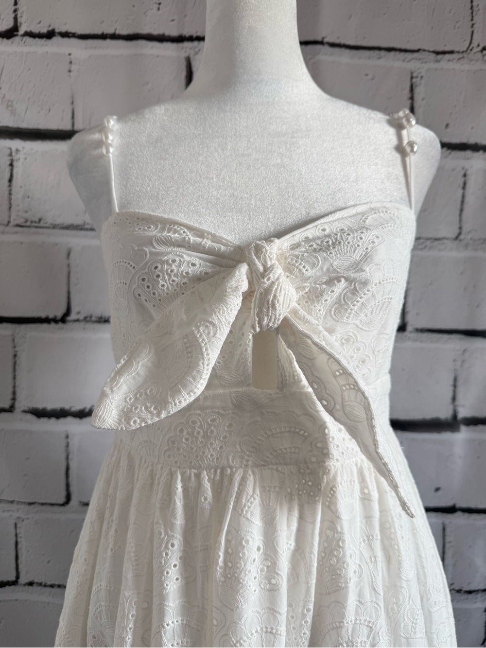 NWT House of Harlow 1960 White Eyelet Cotton Maxi Dress Smocked Back S - Picture 7 of 14